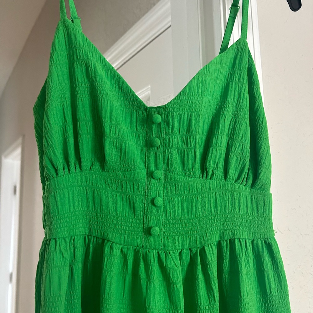 Green maxi dress